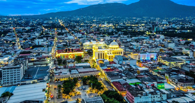 San Salvador: La capital de oportunidades comerciales